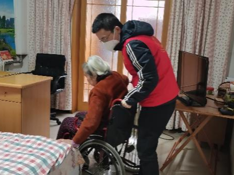 【疫情防控】尽锐出战护我城，永乐高60net先锋在行动 ——集团干部下沉一线系列（二）